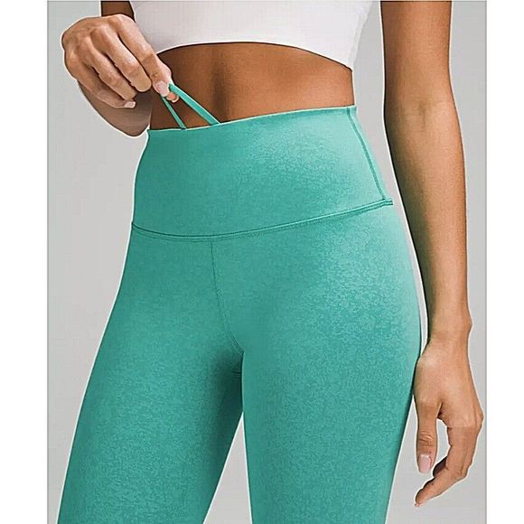 NWT Lululemon Sz2 Blaze Maldives Green Wunder Train Hight Rise Crop 23" - Picture 2 of 11